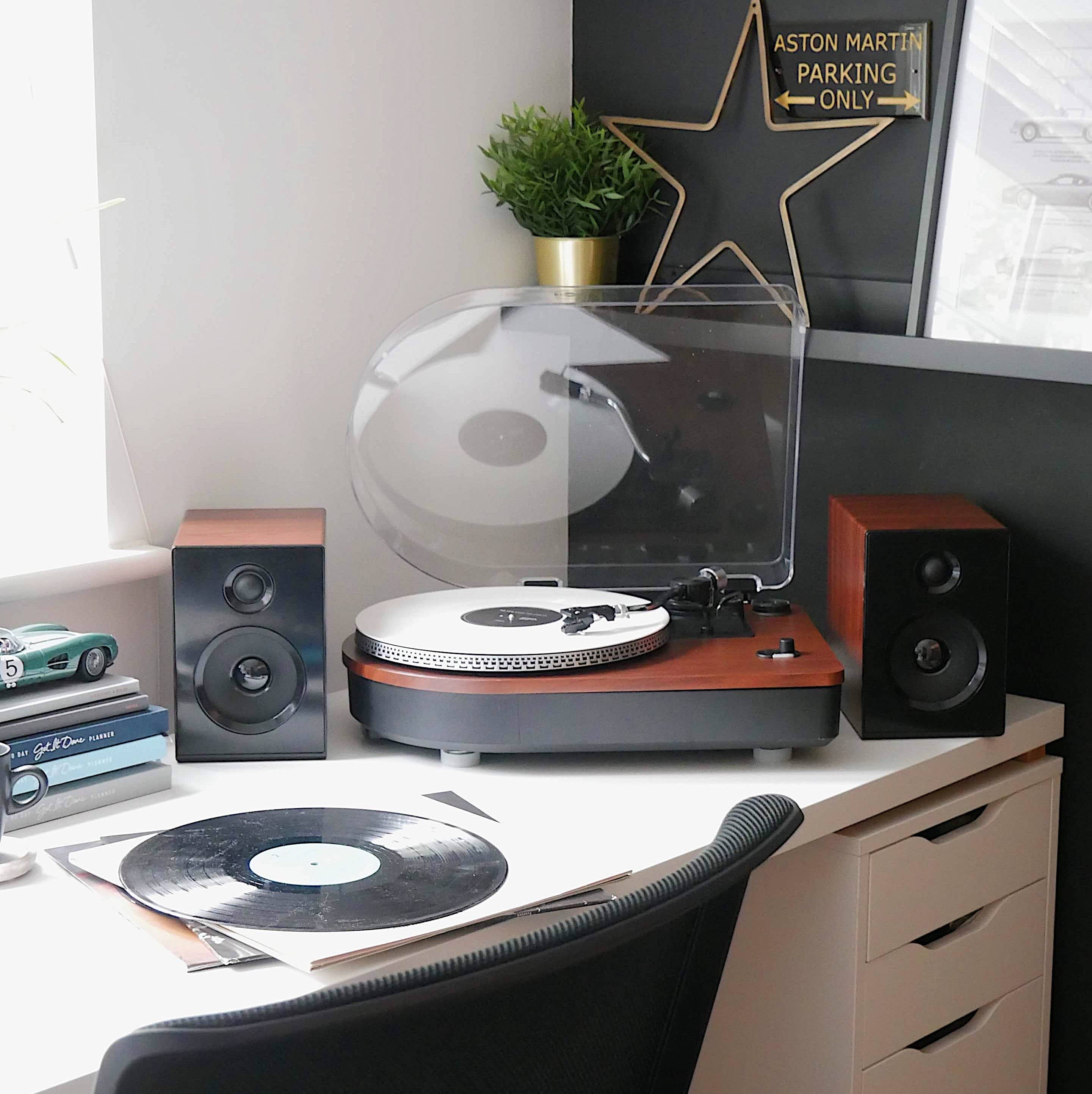 Camden Luxury Vinyl Record Player with Bluetooth