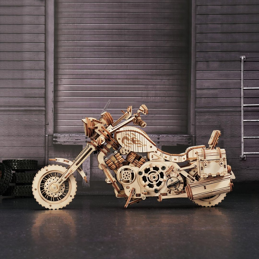 Robotime Cruiser Motorcycle