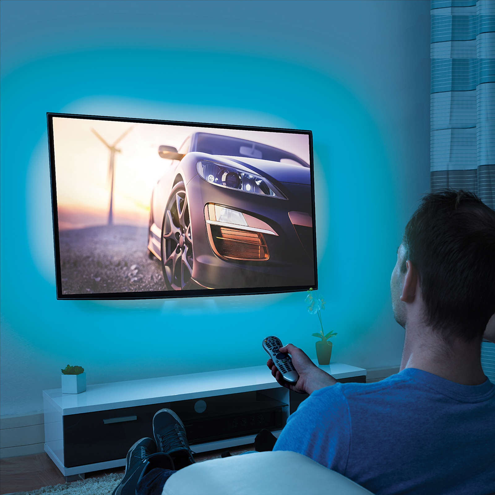 LED Strip Lights 2M Remote controled Self Sticking LED Lights Multi-coloured and multi-function