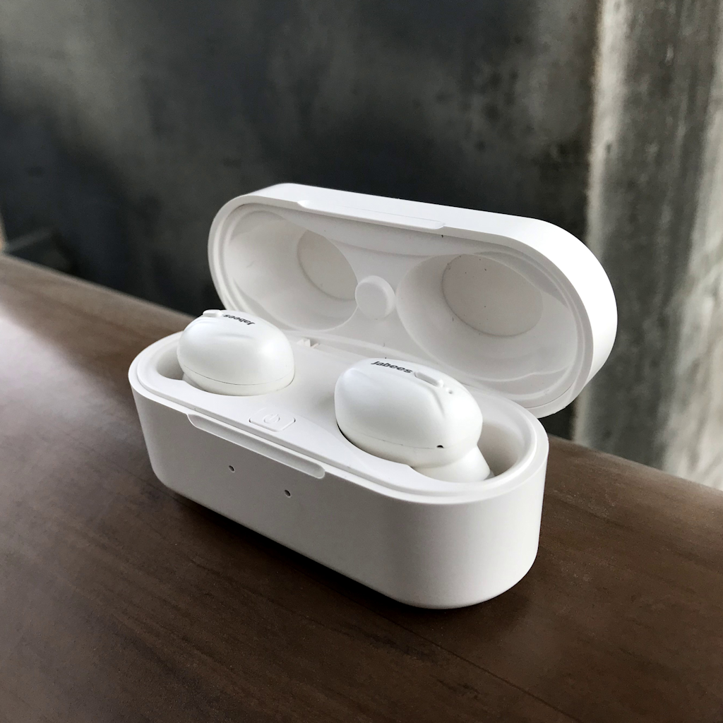 Jabees Beeing TWS Bluetooth Earbuds - B Cool 2