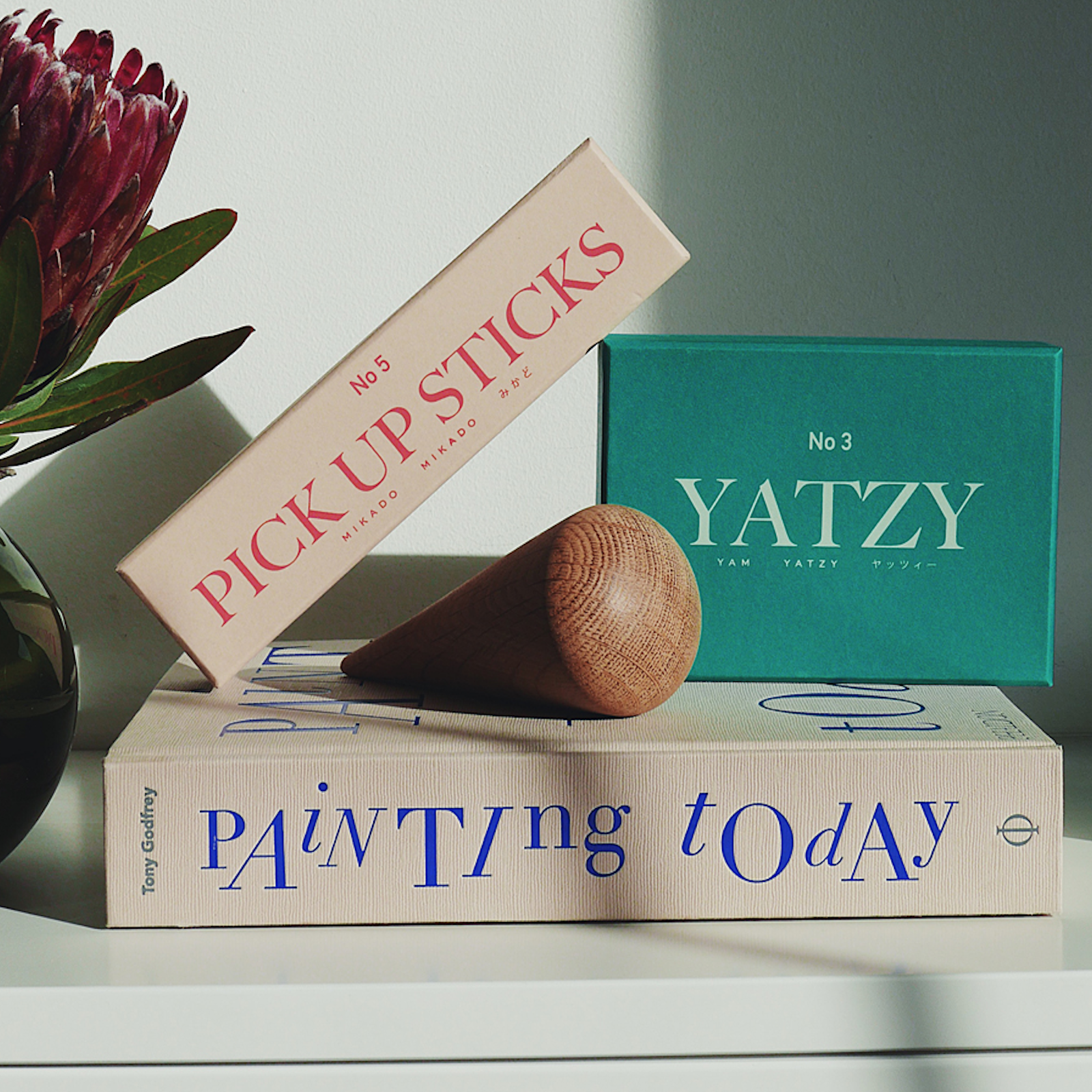 Printworks Pick up Sticks - Classic Test your friends and family skills Perfect decor for your living room thanks to the new design